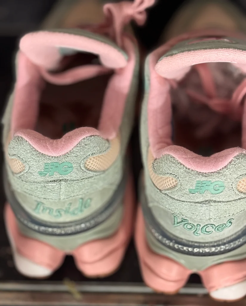 👟 New Balance 9060 – Neuves & Authentiques – Pointure 39,5 – Rose / Vert / Beig – photo 4